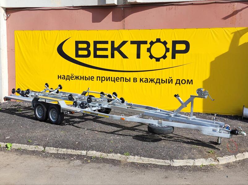 Прицеп ЛАВ-81018А ПЛЮС (ложементы)
